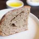 アコルドゥ - 自家製パン