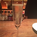 シャンパン&醤油バー フルートフルート - ★やはり泡を飲みましょう～！