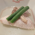 紀文寿司 - 味付けに品格ありな鯛煮つけ