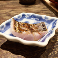 日本橋 蕎ノ字 - 駿河湾の太刀魚の刺身と天ぷらの食べ比べ