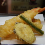 吉座傳右衛門 - 吉座御膳