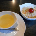 びっくりドンキー - 最初のサラダ&スープ♡