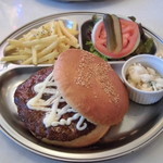 テリヤキバーガープレート。バーガー完成前。