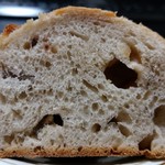 ベーカリー ブレリック - クロンヌ(断面)