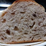 ベーカリー ブレリック - 大納言(断面)