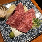 炭火焼肉 舞牛 - 