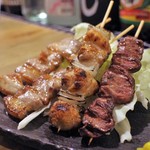 福岡 炉端もん - 焼鳥（ハツ・フリソデ・豚バラ）