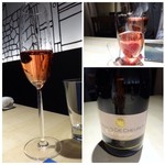 TTOAHISU - ◆まずは「シャンパン」から。ロゼとは珍しい。
      少し辛口ですけれど、美味しい品。