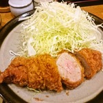 ひれかつアップ（ほんのりピンク色）