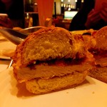 Round-the-Clock Coffee Shop - #断面に着目する。