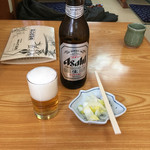 Teishokunomise Tsukasa - ビール大瓶650円とお通し