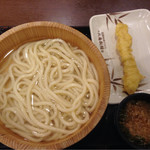 丸亀製麺 - 釜揚げうどん(大)(390円)、イカ天(110円)