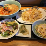Chuugoku Katei Ryouri Momo - 麺ランチ