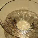 ア・ニュ ルトゥルヴェ・ヴー - 