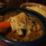 アジアンスープカリー べす - チキン＋チーズ
