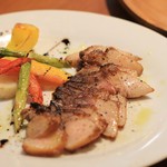 Bar De Vinos - みかんを食べて育ったイノシシのロースト