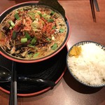 節系とんこつらぁ麺　おもと - 