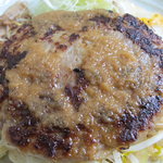 Yoshida Okonomiyaki - ハンバーグ、ムニュッとカリカリ香ばしい、凄いハンバーグ！