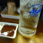 Kushiage Koubou Akiyan - 麦焼酎いいちこ二杯目、串揚げのソース、タルタルソース