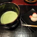 茶の和 - お抹茶セット(\650)季節の上生菓子とお抹茶