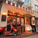 ビストロ・ポワソン・ルージュ