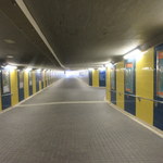 北京老家 - 尖沙咀の地下道はきれいで、人気がなくとも安心です。