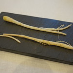 ヴィラ・アイーダ - ルートフェンネルのピクルス