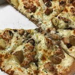アオキーズピザ - ポテトとチキンのクリーミーグラタン