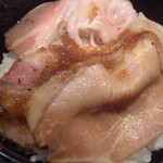 麺屋一燈 - イベリコ豚特選ロース肉炙り飯(12/30)