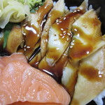 丼丸 - 穴子＆サーモン、アップ！