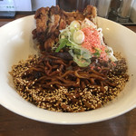 豚のらーめん 弐番手 - とりみそまぜそば
      リニューアル版