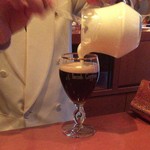 サンルーカルバー - 生クリームを乗せる