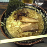 丸め　～中華そば～ - 2010/12/11燕三条系らーめん680円、美味しく頂きました。