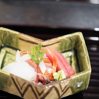 和ごころ 泉 - しび（本鮪幼魚）　金目鯛　もんごういか
                