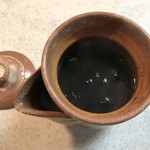 寛永堂 - 急須で黒豆茶を淹れました