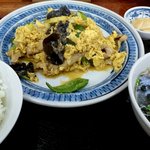 珍来 - 肉卵炒め定食　８９０円