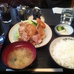 志摩 - 生姜焼き定食とアイスコーヒー