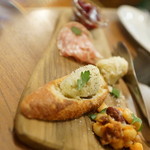 バール エ ターヴォラ カルダ ラ・ジョストラ - アペリティーポ