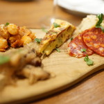 バール エ ターヴォラ カルダ ラ・ジョストラ - アペリティーポ