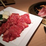 Honkaku Yakiniku Kankoku Kateiryouri Kui Shimbou - 