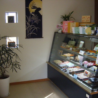 餅とお菓子 ほんごう_1