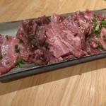 ホルモン焼もんもん - 