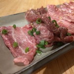 ホルモン焼もんもん - 