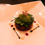 ガストロノミー ジョエル・ロブション - 2016 12 ビーツ リンゴと合わせ、苦味のあるサラダとグリーンマスタードのソルベと共に