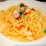 primo - 採れたてじゃが芋とソーセージのクリームソースのスパゲテイ