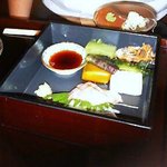 607894 - 田舎定食の刺身と煮野菜