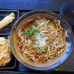 ゆで太郎 - 牡蛎と蓮根のかき揚げそば　￥500-　無料のトッピングは海老天