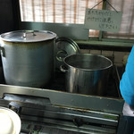 讃岐うどん がもう - つゆ（自分で入れます）