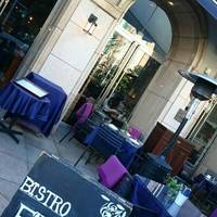 BISTRO FAVORI 代官山 - 洗練された外観