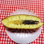 粒あんとカスタード入りΣ(･ω･ﾉ)ﾉ！